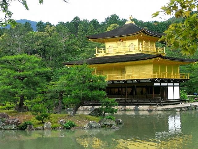 金閣寺の風景です。