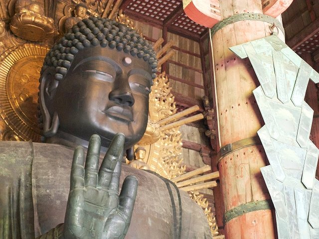 東大寺の奈良の大仏さん