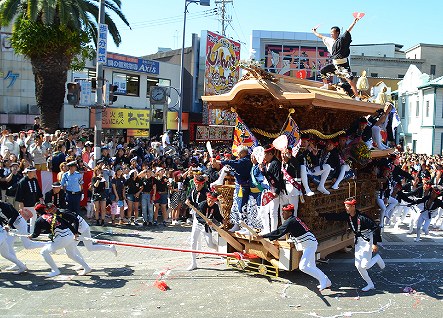 『だんじり祭り』の画像です