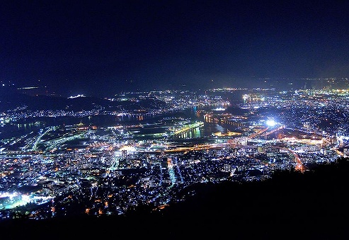 皿倉山の夜景の画像です