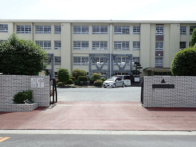 高宮中学校の画像です