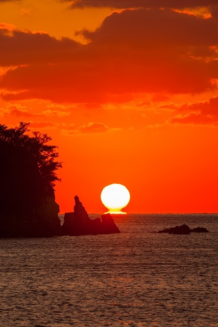 だるま夕日の画像です