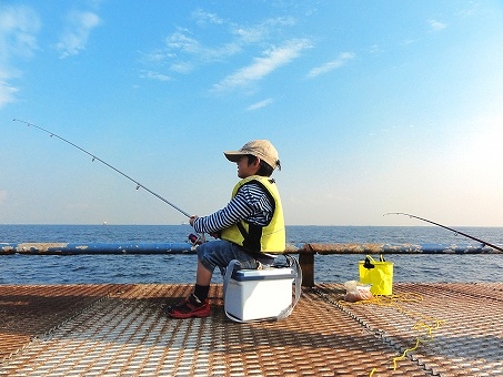 手ぶらで魚釣り 釣具がレンタルできる関東の魚釣りスポットをご紹介 イエモア